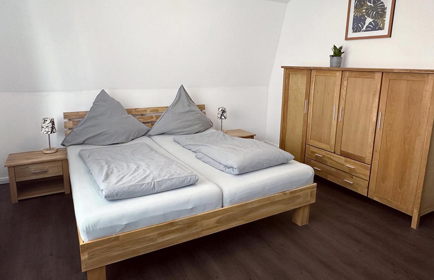 Apartment Kirschbluete2 Norden Quarto foto